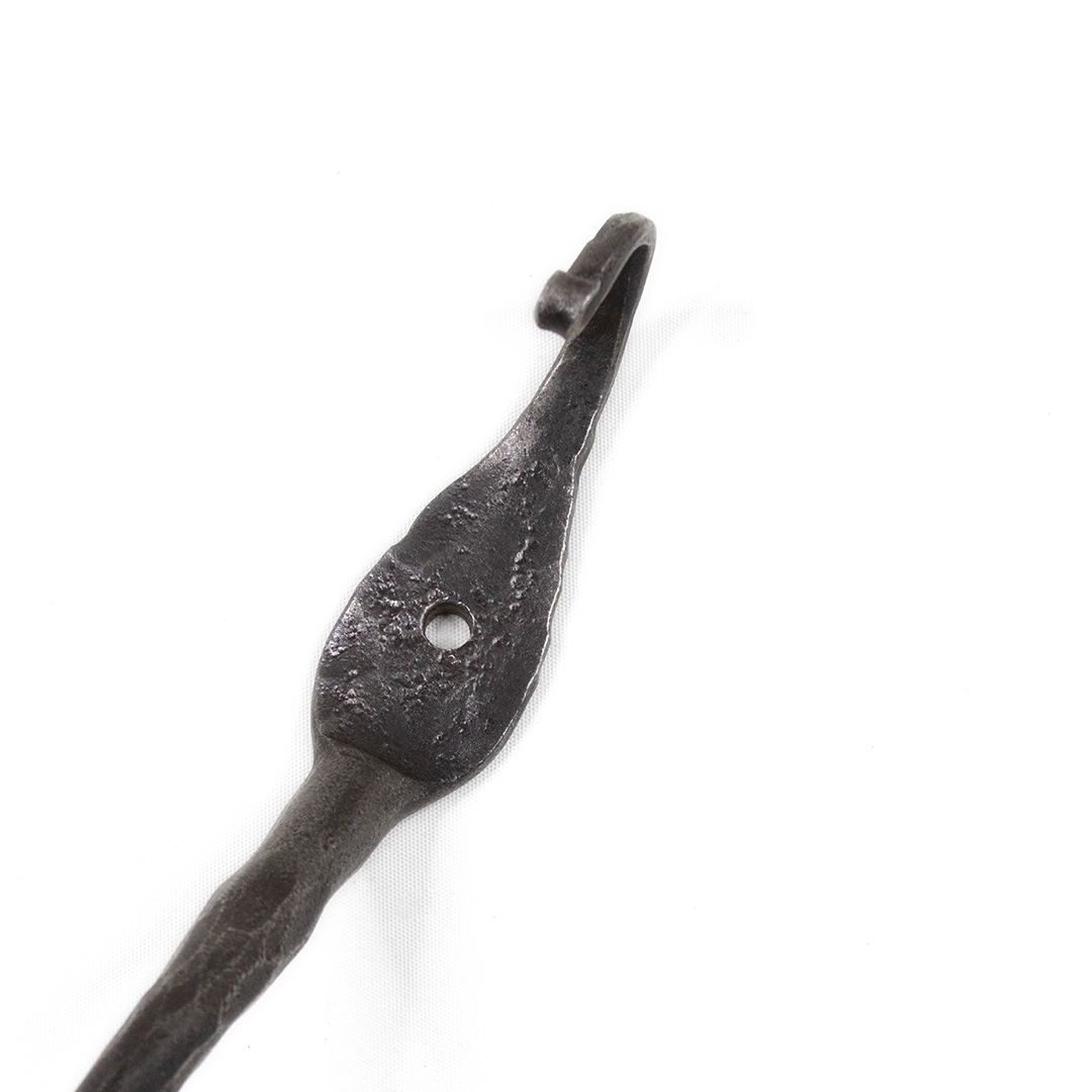 Sepistatud riidenagi